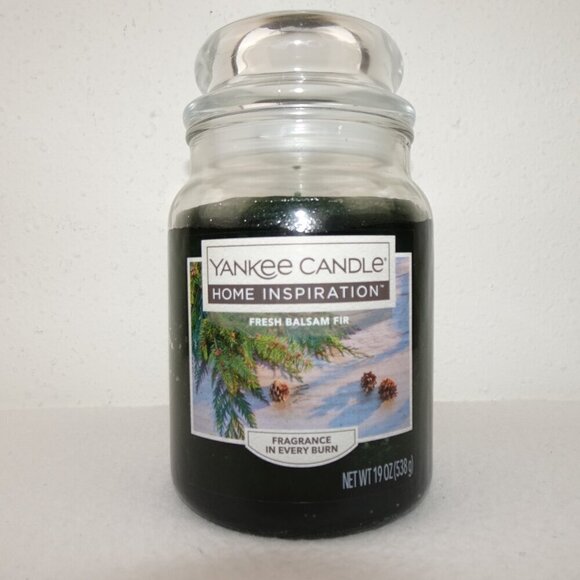 Yankee Candle 19oz Large Candle NEW - Picture 1 of 6